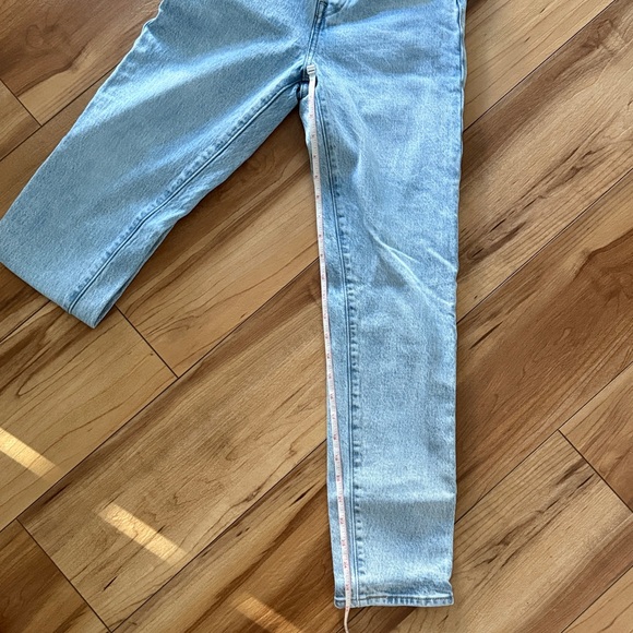 Levi Wedgie Straight Jeans Light Wash - 25 - Picture 9 of 11